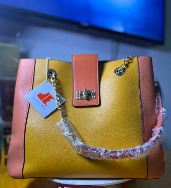 Jacques_Esterel en cuir