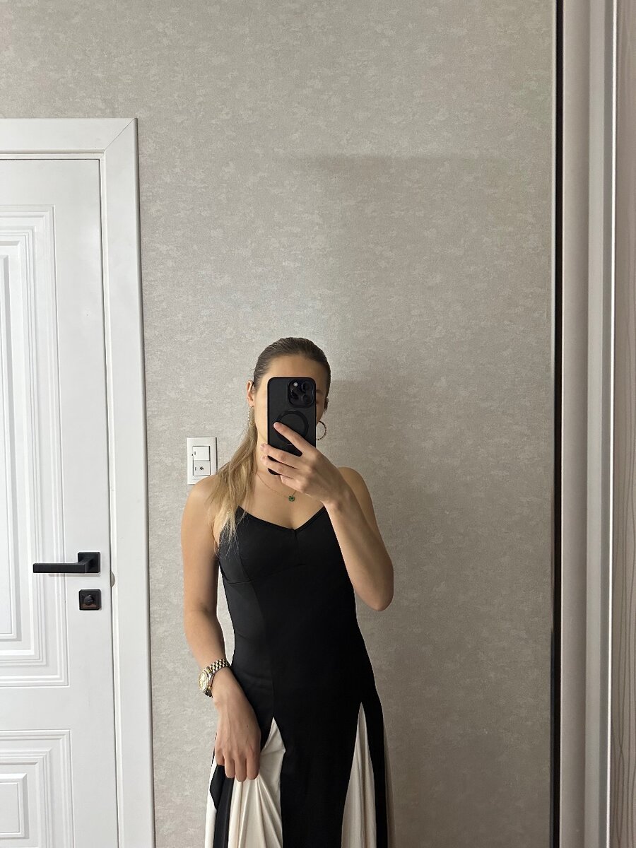 Платья на лямке