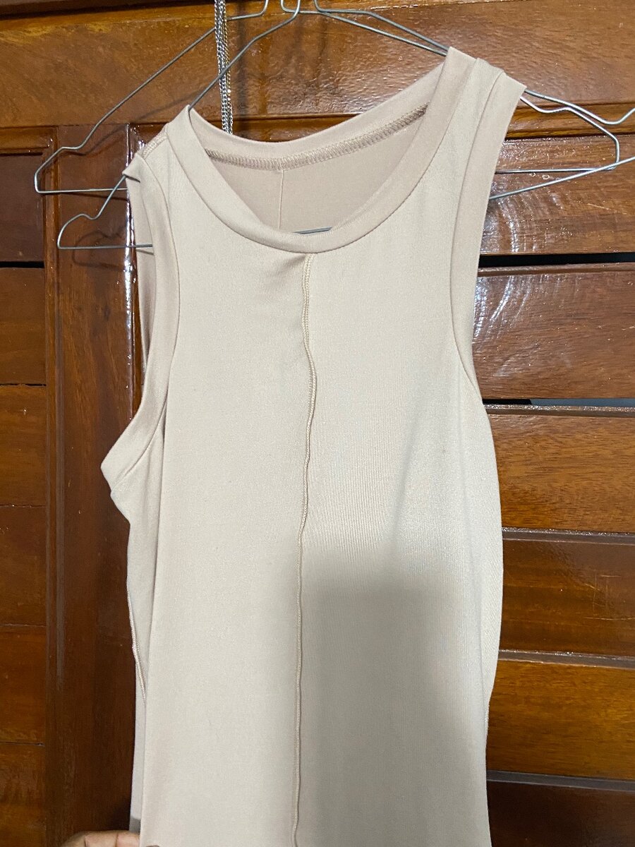 Robe Maxi Beige Sans Manches