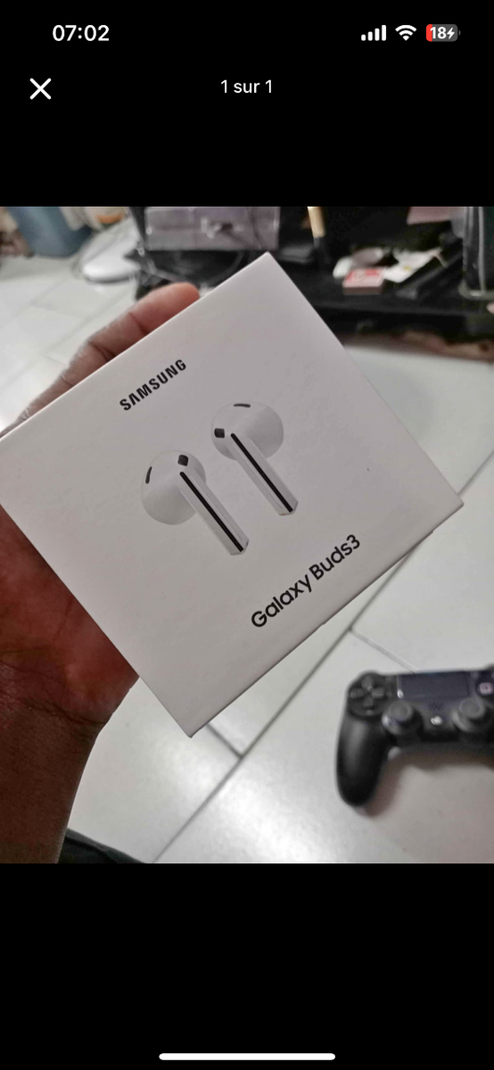 Samsung Galaxy buts 3