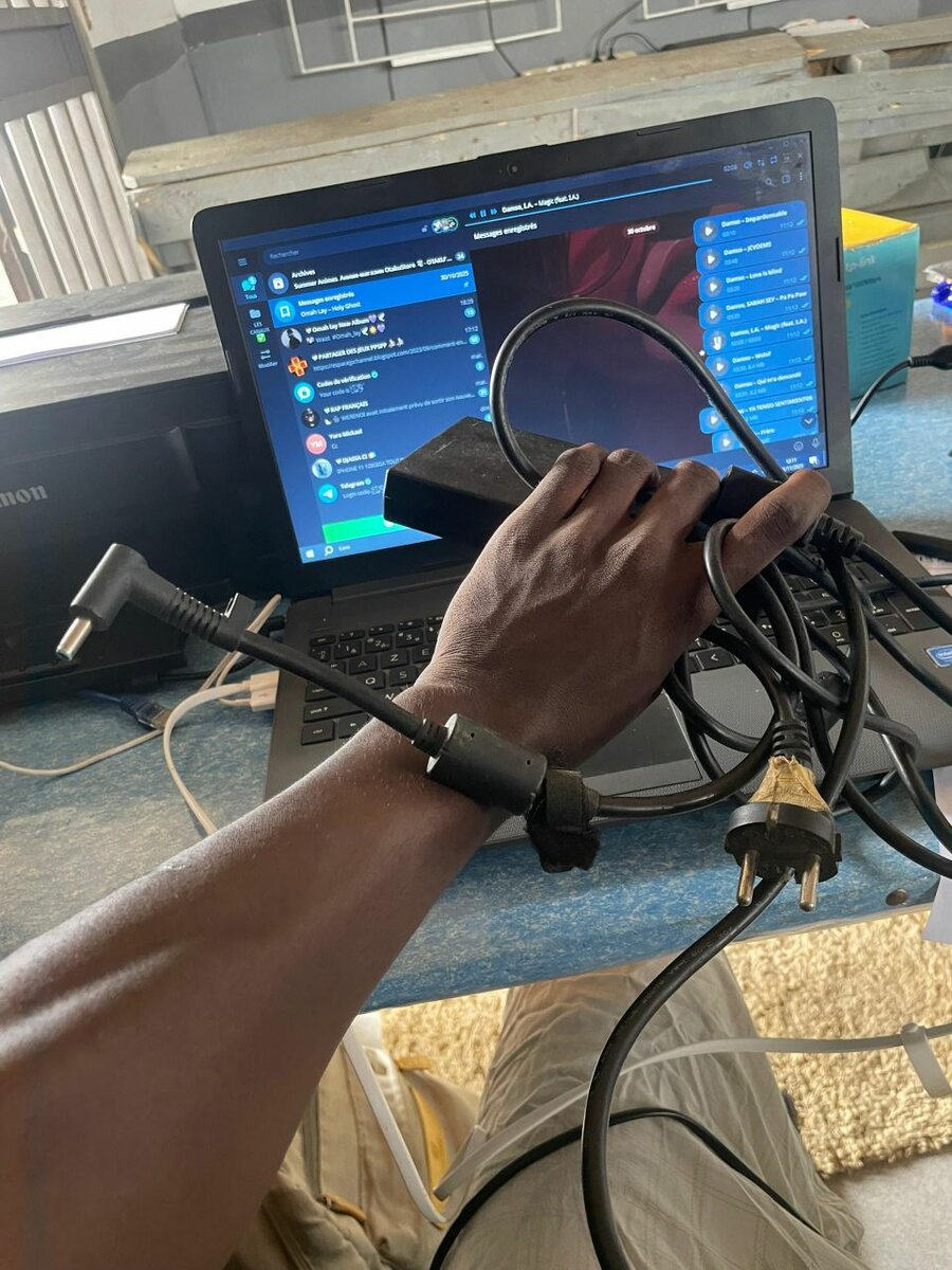 CHARGEUR PC ORIGINAL