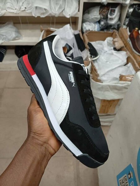 Baskets noires élégantes puma