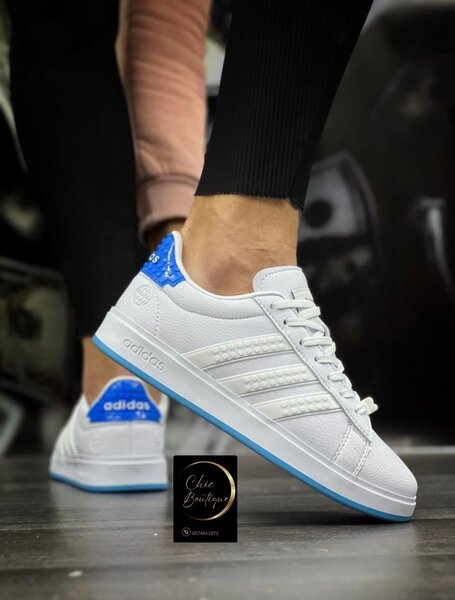 Baskets blanches Adidas