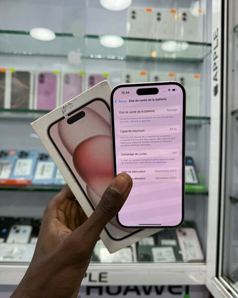 iPhone 15 Rose Neuf