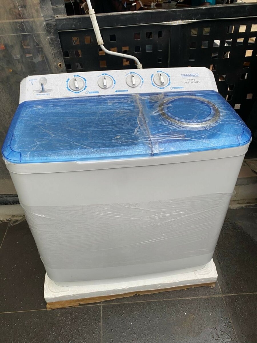 Lave-linge semi-automatique