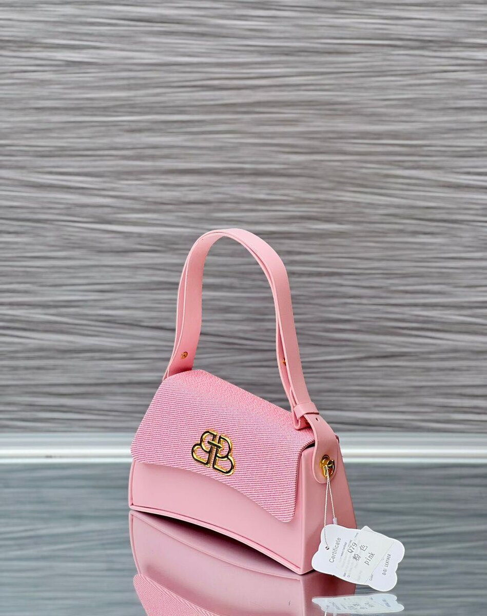Ladies handbag