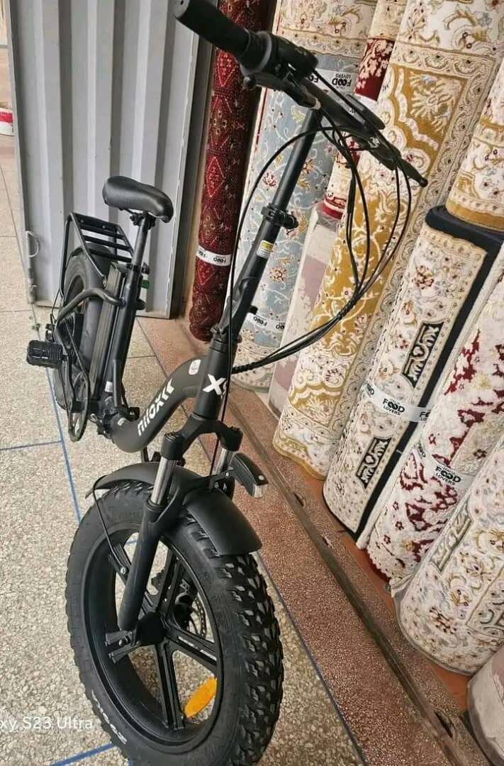 Vélo électrique pliable robuste