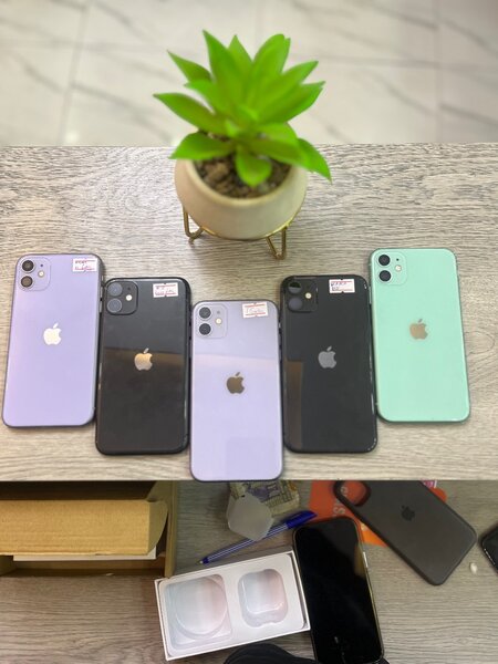 iPhone 11