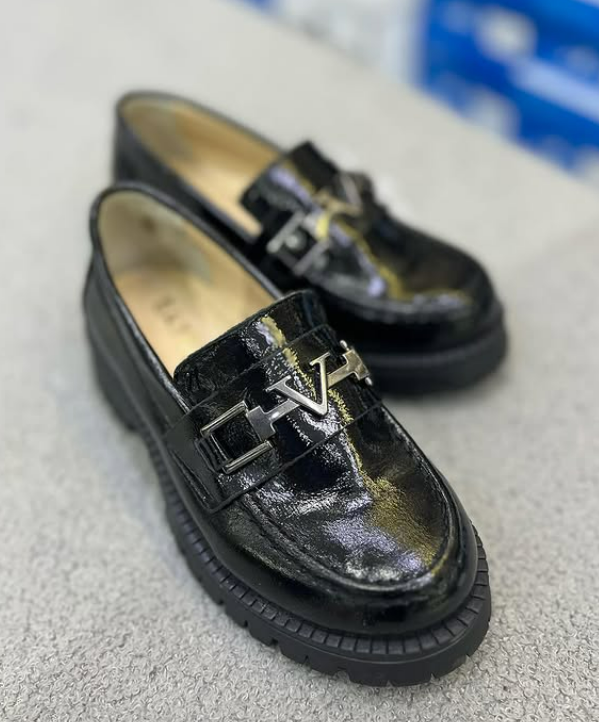 Лоферы из натуральной кожи для самых маленьких 📚