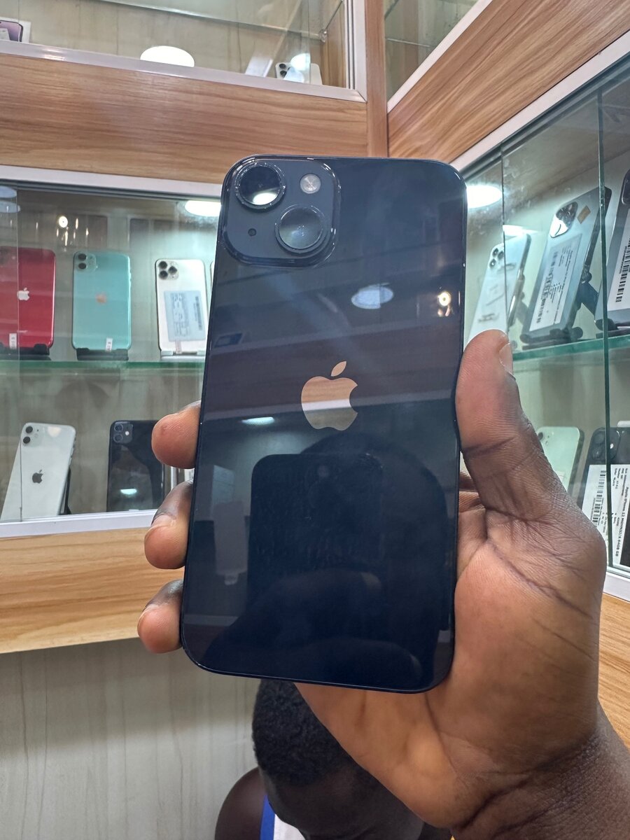 iPhone 14 simple 128giga