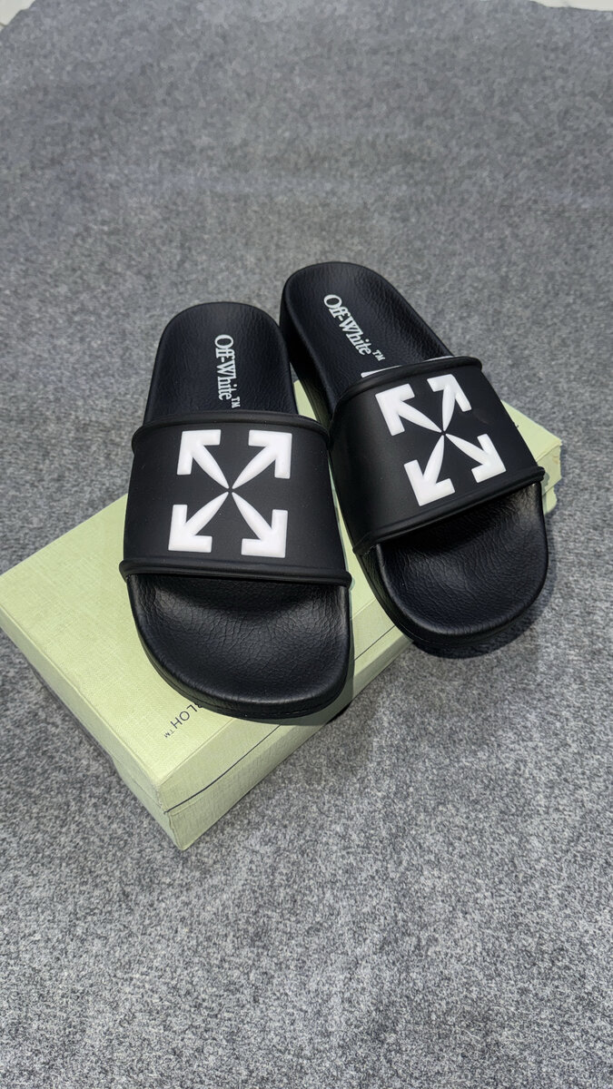 Sandales de marque élégantes