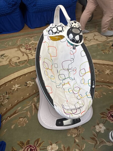 Шезлонг электрический 4moms mamaroo