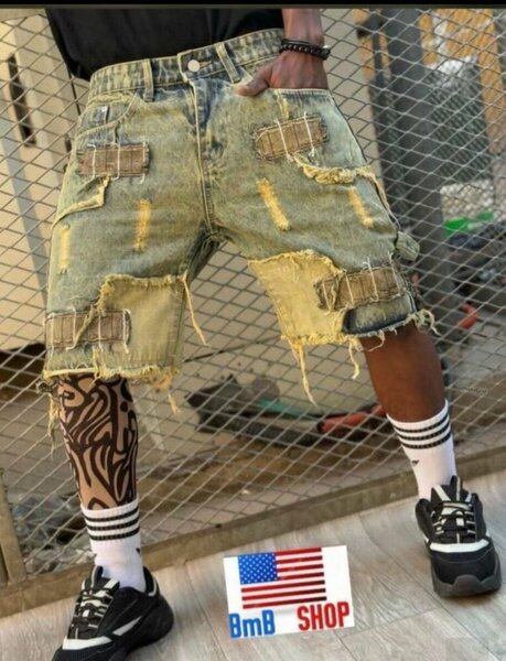 Shorts en jean déchirés tendance