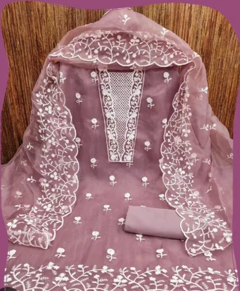 Ladies suit