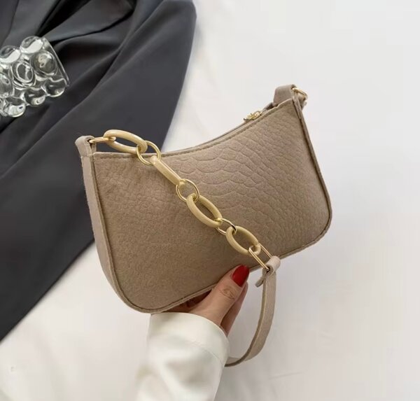 Sac à main coloré élégant