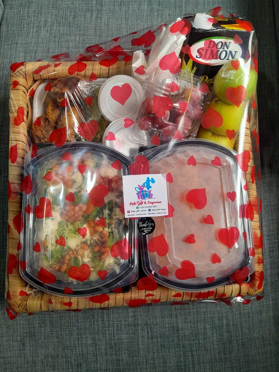 Surprise Foodbasket/Food tray