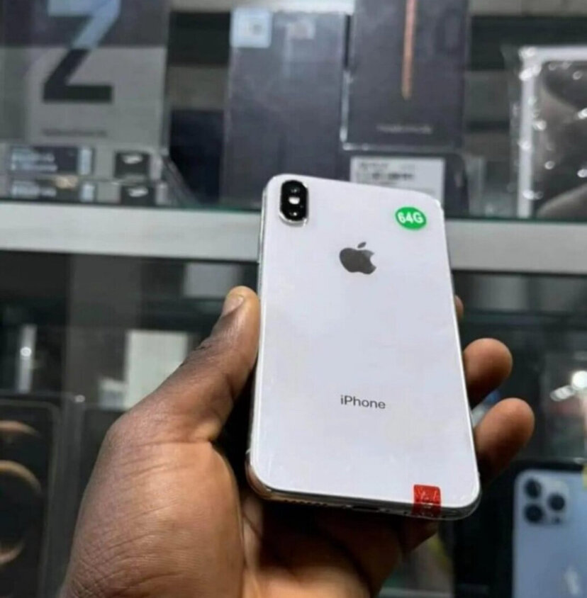 iPhone X 64GB Reconditionné