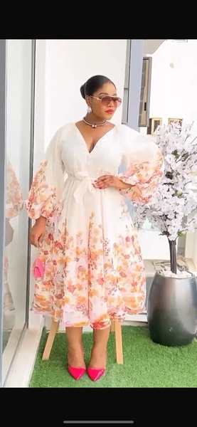 Robe midi élégante fleurie