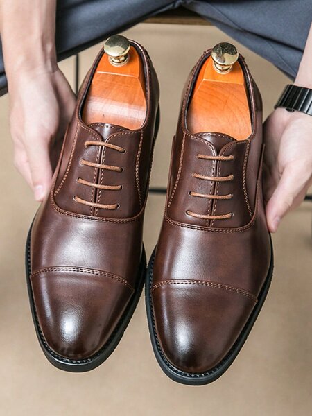 Chaussures habillées en cuir