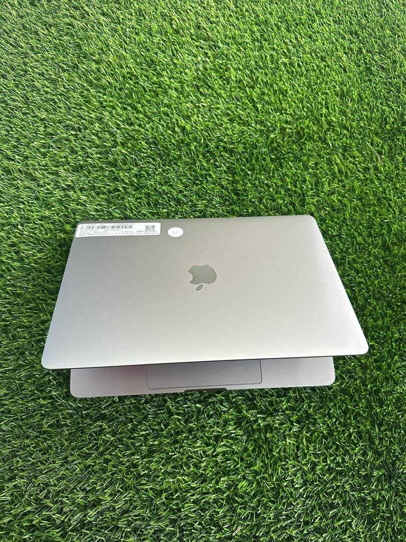 MacBook Pro 13 inch 2020