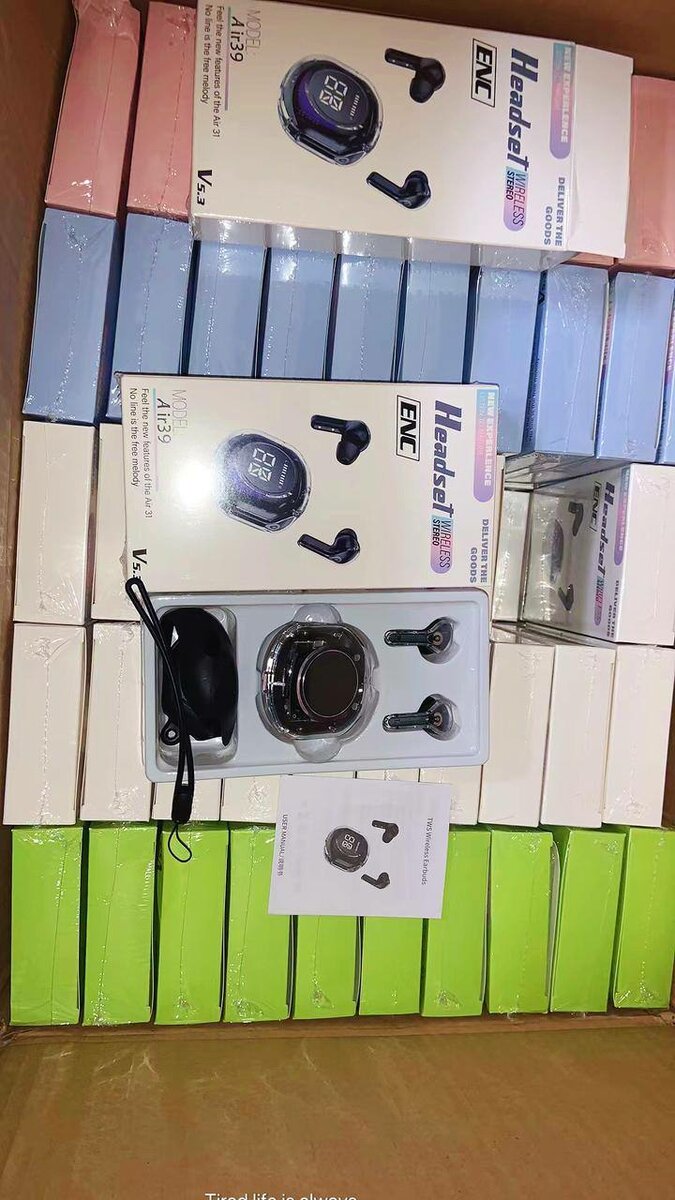 Air 39 B T with Pouch