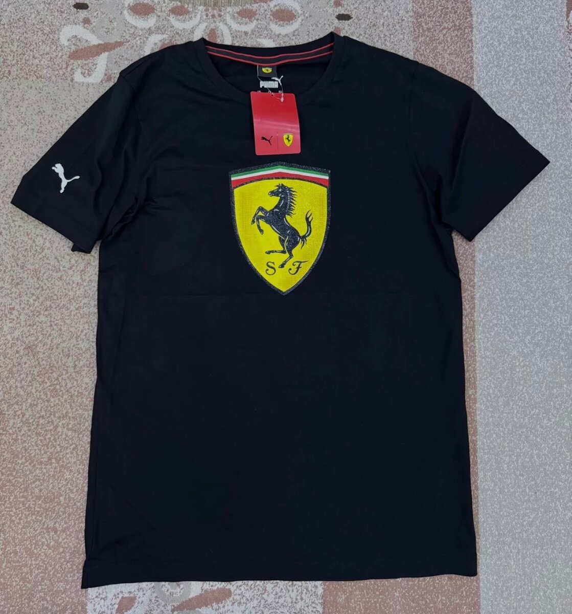 Puma Ferrari polo  Nike adidas li-Ning Lacoste  Armani zara