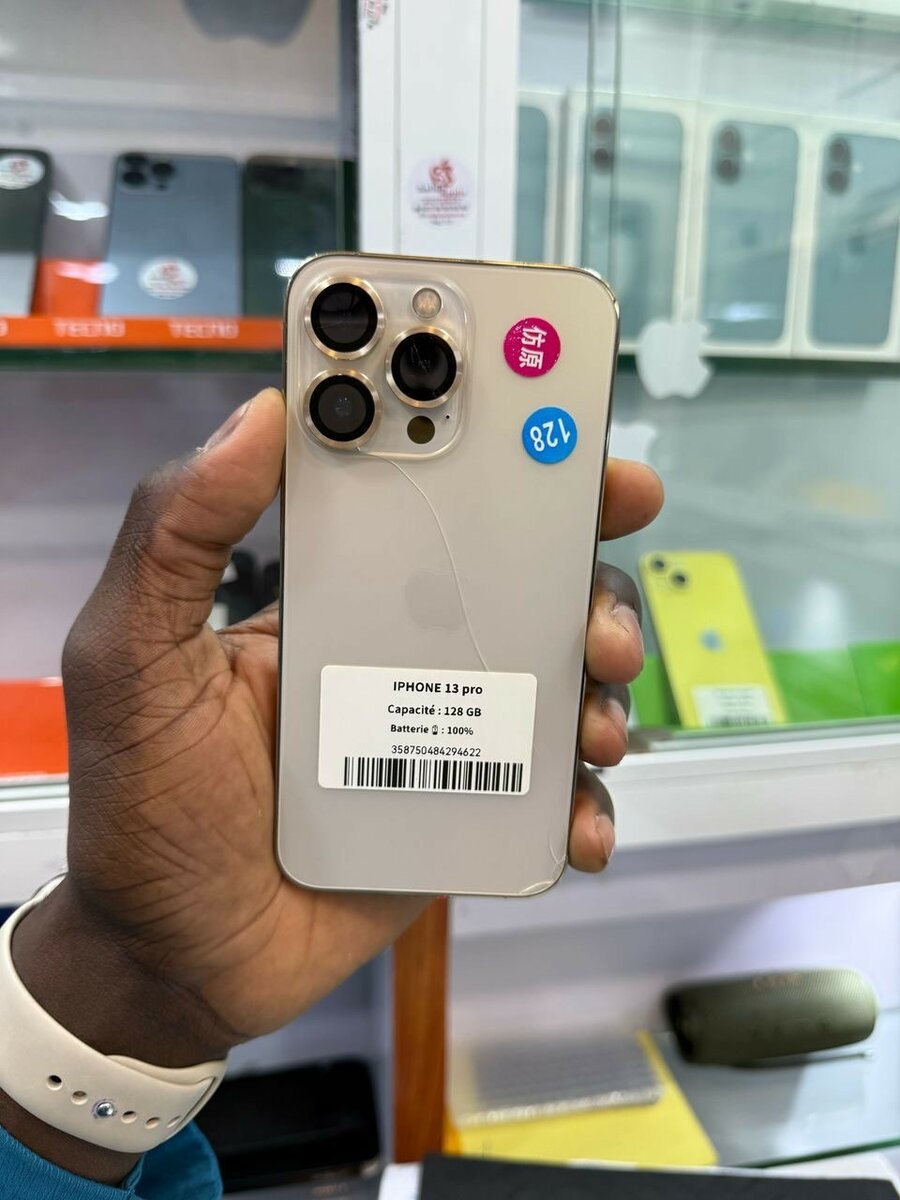 iPhone 13 Pro 128go quasi neuf importé