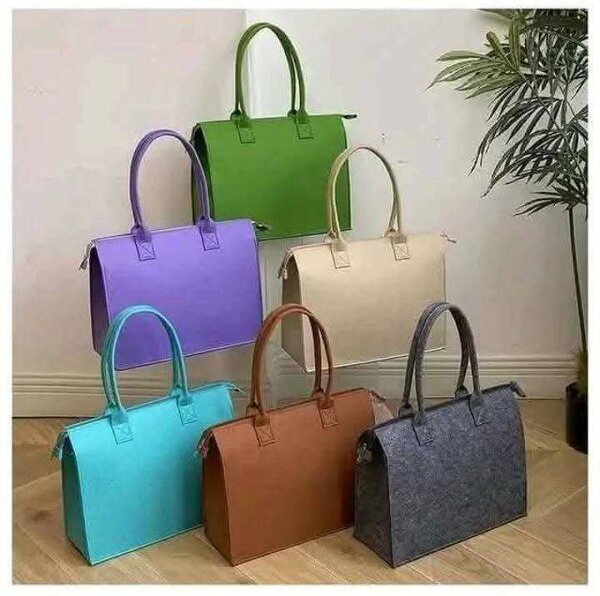 Sac à main coloré élégant