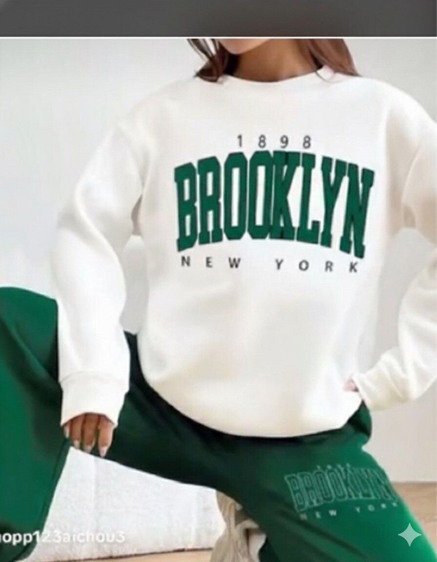 Ensemble de survêtement style urbain