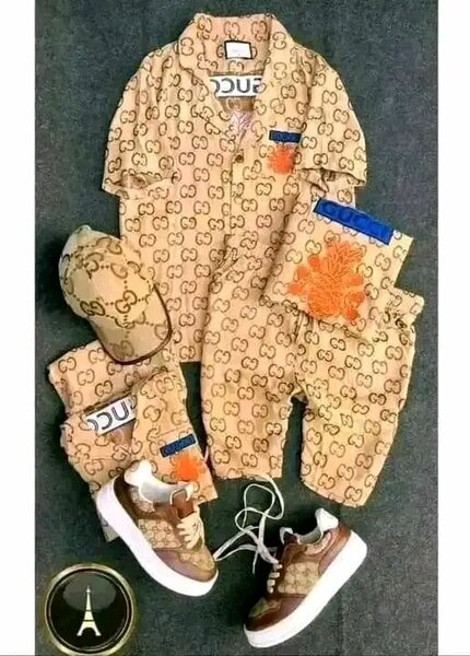 Ensemble de vêtements tendance