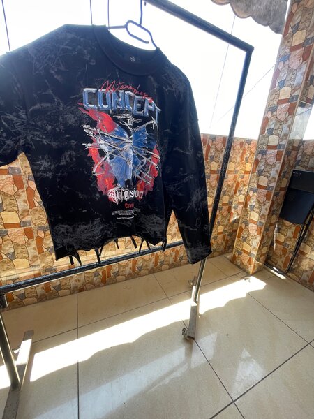 Sweatshirt graphique tendance