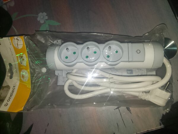 Bloc multiprise avec interrupteur