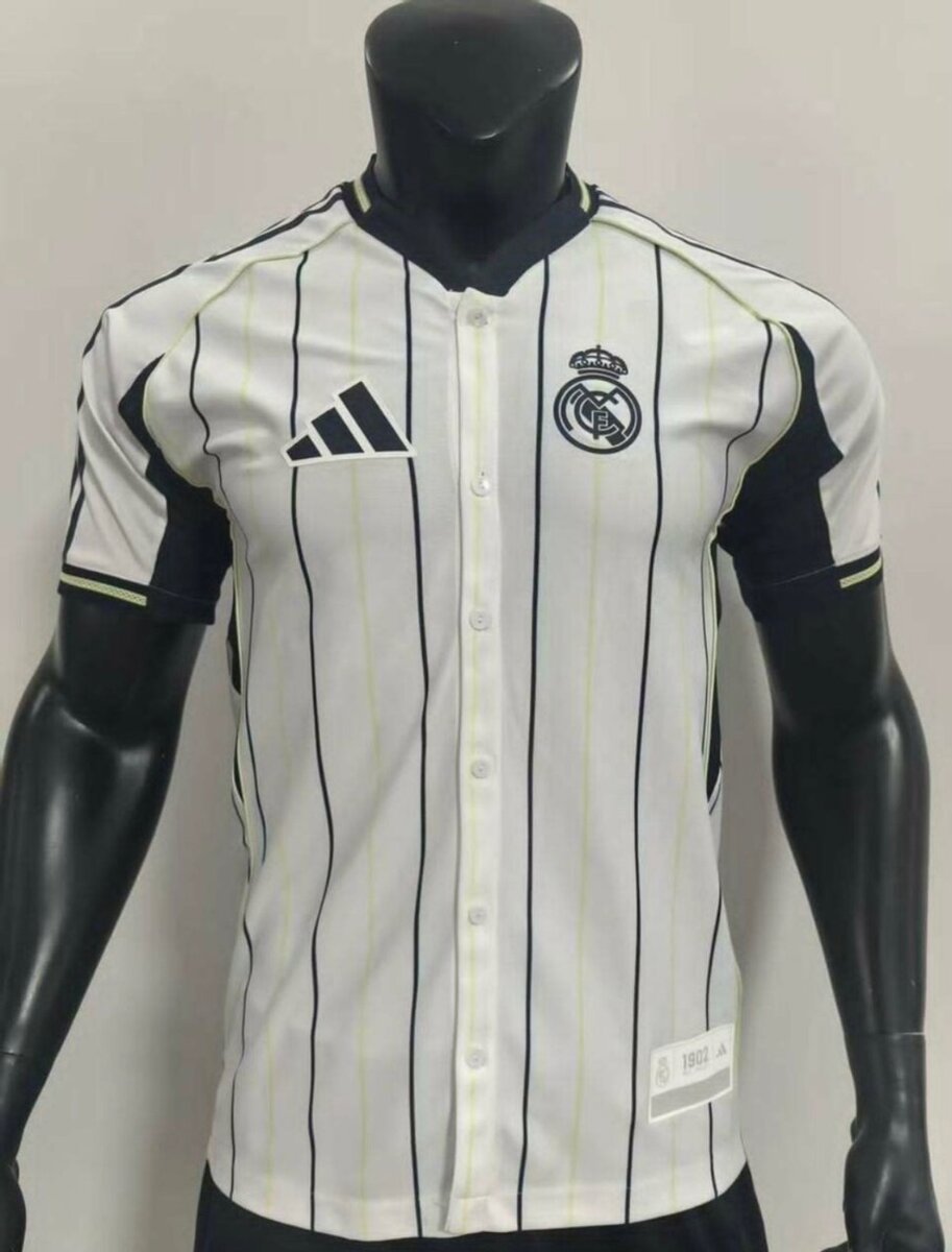 Maillot DU RÉAL MADRID
