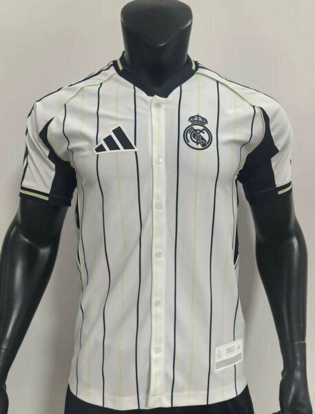 Maillot DU RÉAL MADRID