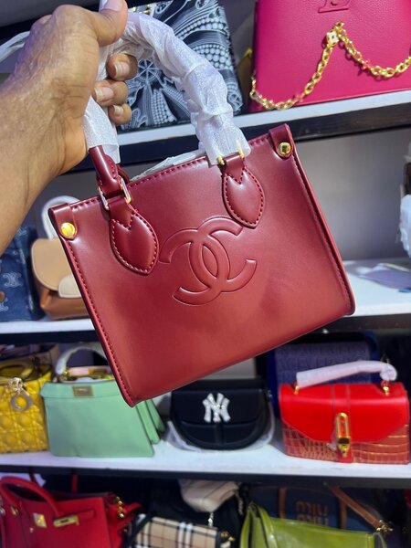 Sac à main élégant en cuir