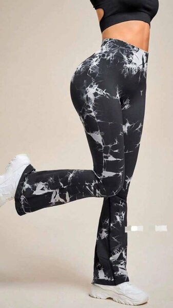 Pantalons évasés tie-dye