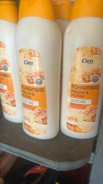 Cien body wash