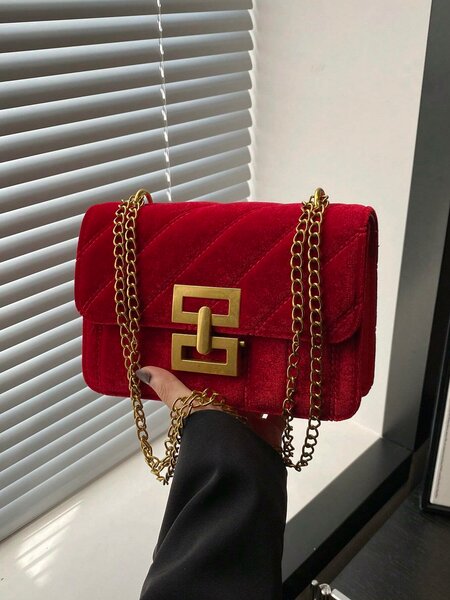 Shoulder bags