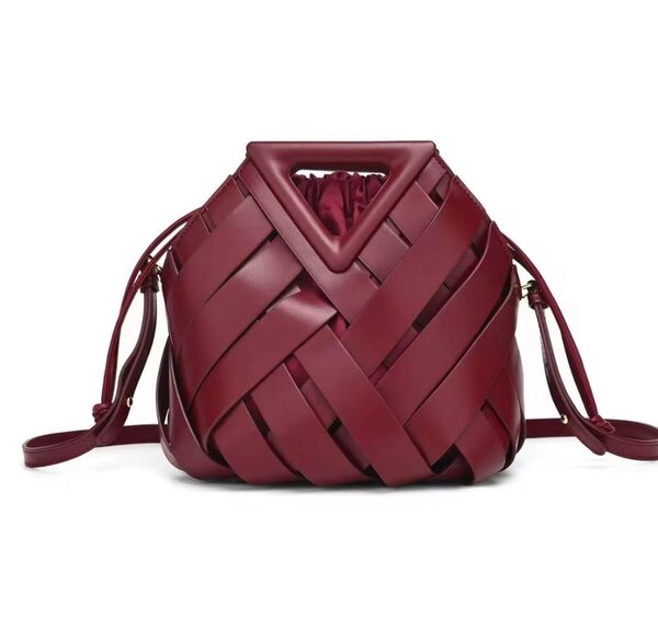 Sac à main en cuir tressé