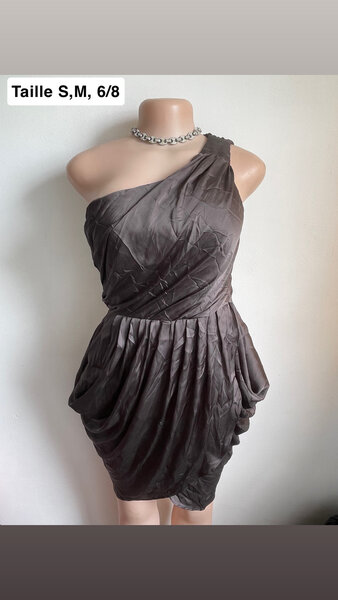 Elegant One-Shoulder Dress