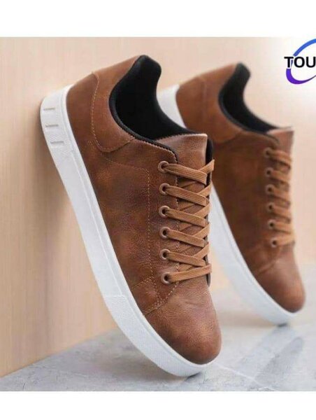 Sneakers en cuir marron homme