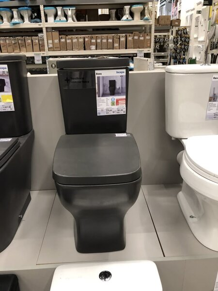 Toilette moderne grise