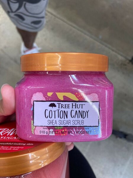 Tree hut sugar scrub