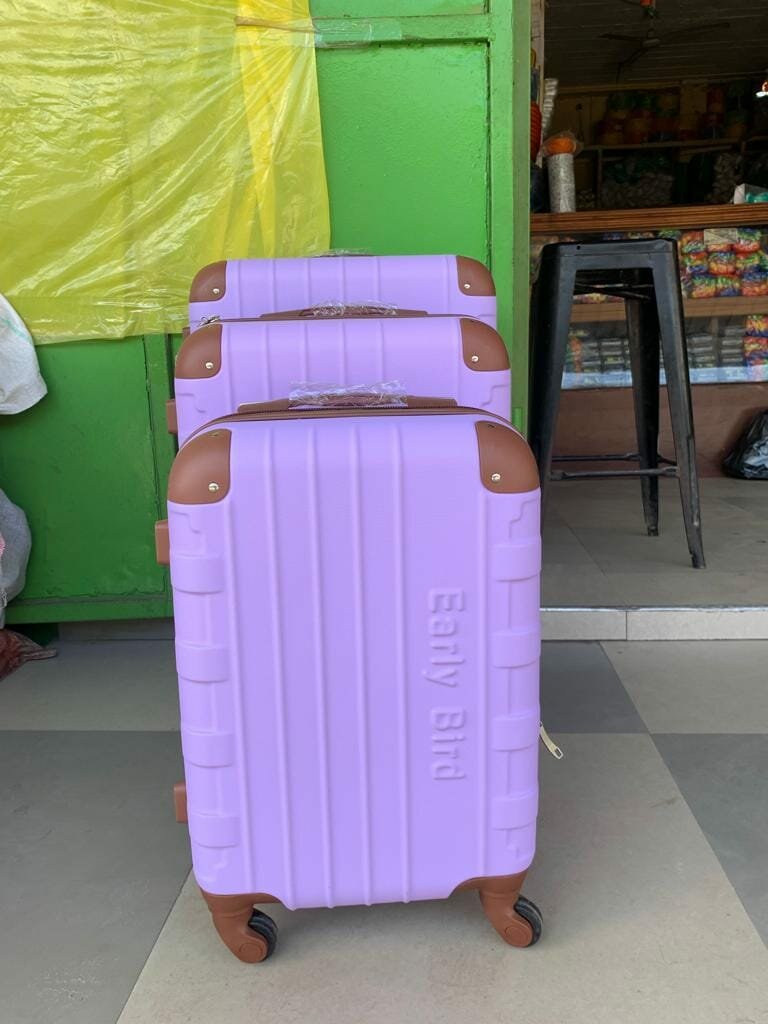 Smart traveling suitcases