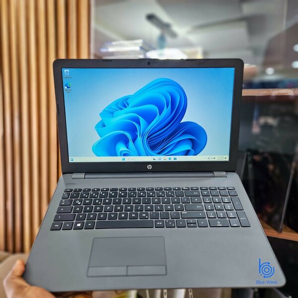 *HP NOTEBOOK 15* AMD E2 7th generation