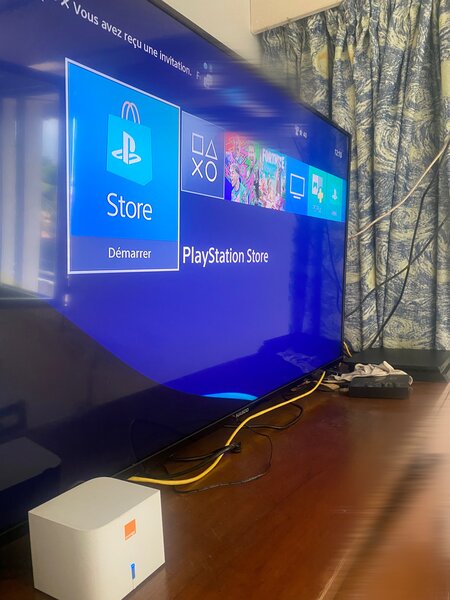 PlayStation 4 slim 1TO