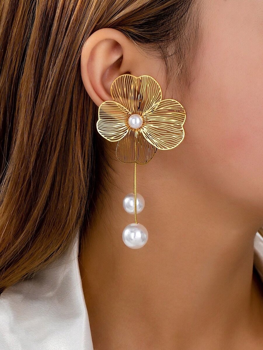 Boucles d'oreilles élégantes fleur et noeud