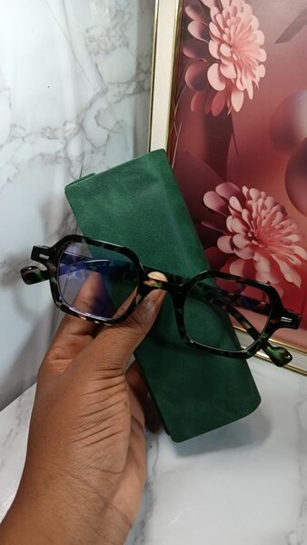 Lunettes anti-lumière bleue élégantes