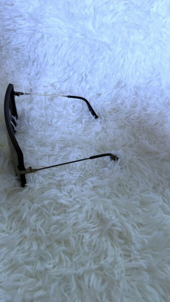 Lunettes de soleil oversize chic