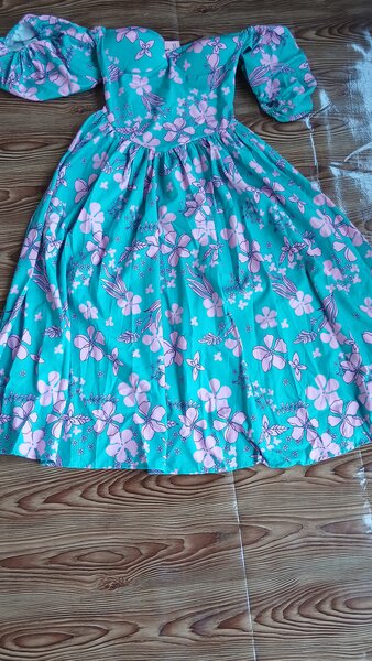 Ladies dress